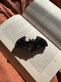 Bat Page Holder